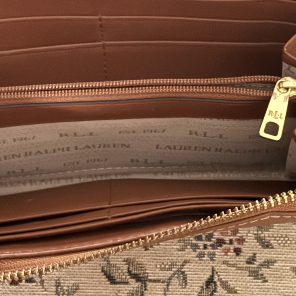 Lauren Ralph Lauren Brown Wallet New - Picture 4 of 4
